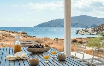 Seaglow Summit Holiday Home