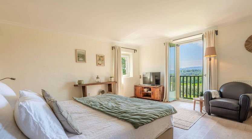 Photo of Real Romance