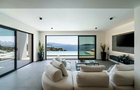Photo of the-modern-donna