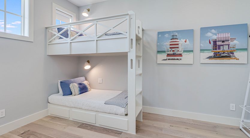 Photo of Beach Crown