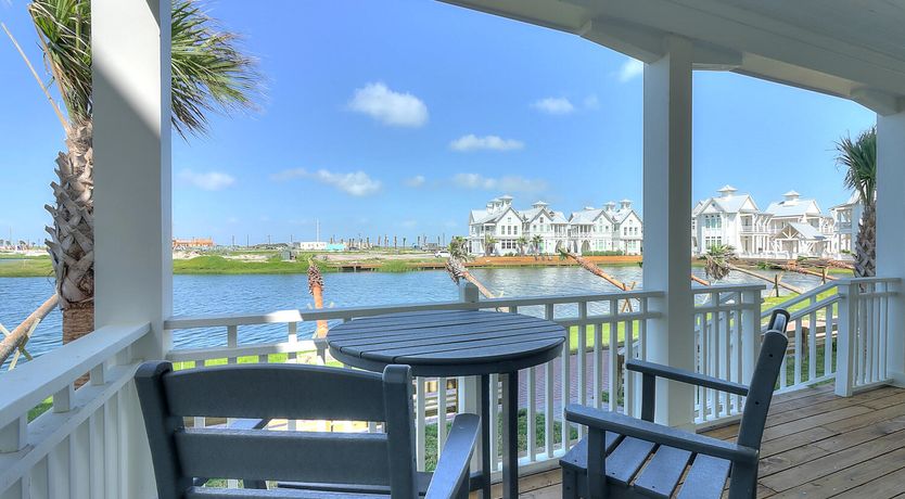 Photo of Above Horizon Reach