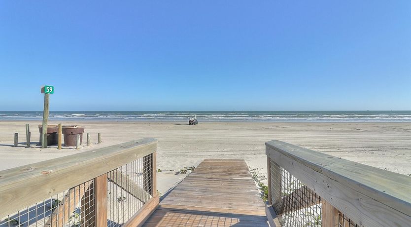 Photo of Above Horizon Reach