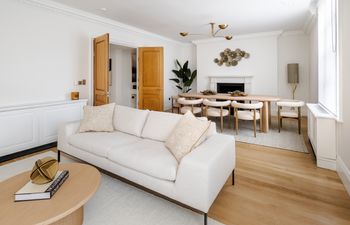 The Regal Quarters Holiday Home