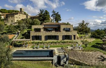 Noble Sanctuary Holiday Home