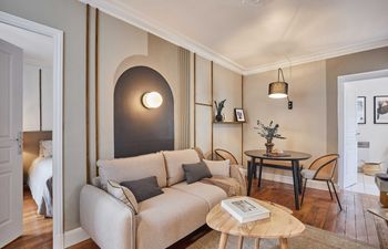 Left Bank Rhythm Holiday Home