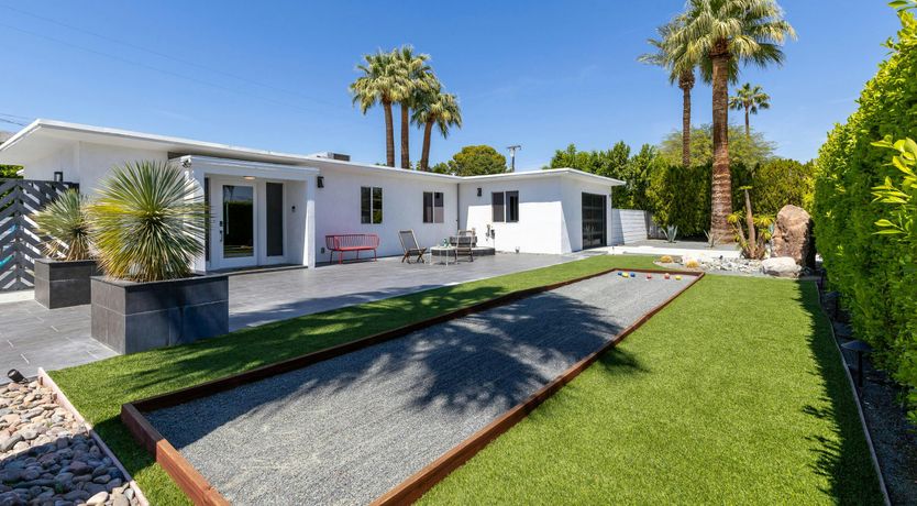 Photo of Desert View Place