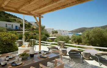 Sandy Waves Holiday Home