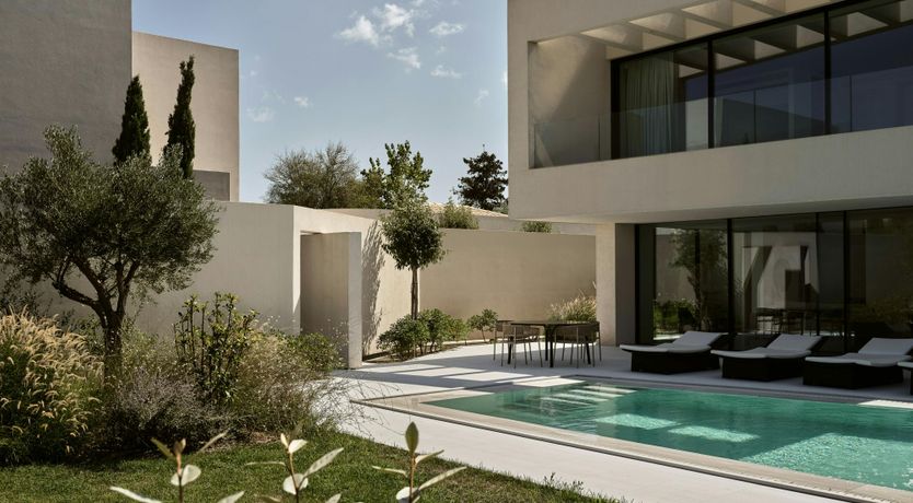 Photo of From Pool to Shore