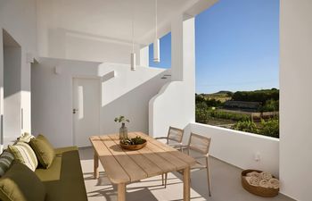Milos Magic Holiday Home