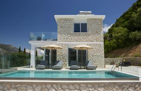 Photo of scenic-seabed-retreat