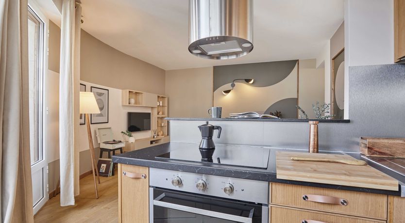 Photo of A Moment in Auteuil