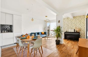 L'air de Paris Holiday Home