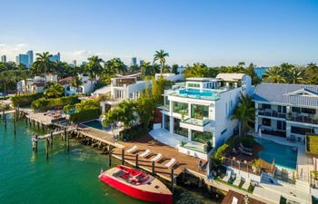 Miami Daze Holiday Home