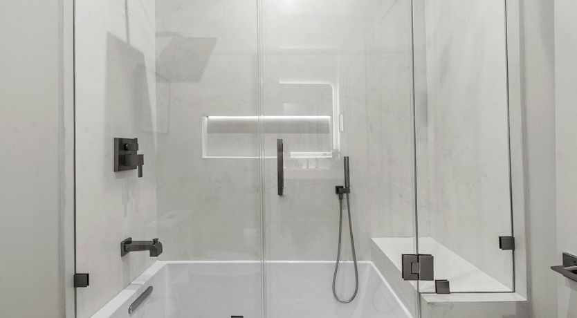 Photo of Vibrant Emerald Abode