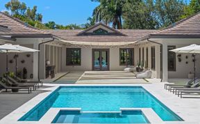 Photo of Vibrant Emerald Abode