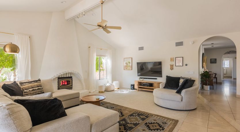 Photo of Shelter from the Warm