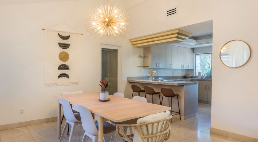 Photo of Shelter from the Warm