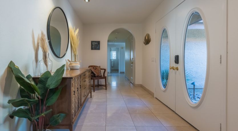 Photo of Shelter from the Warm