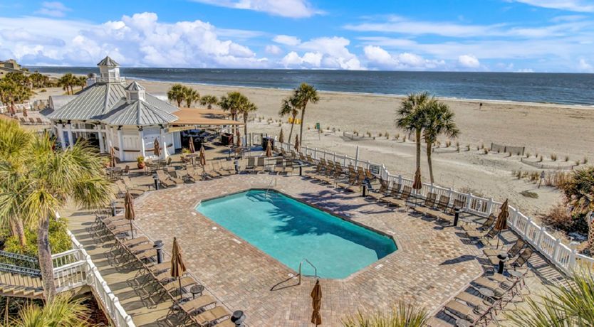 Photo of Palm Grove Escape