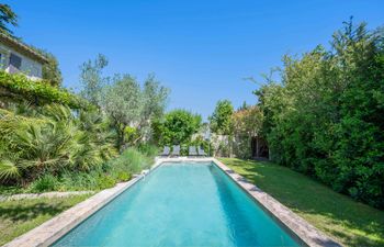 Provence Oasis Holiday Home