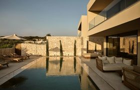 Photo of azure-sea-vista