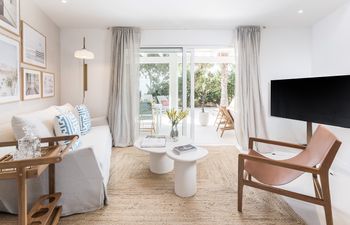 Es Cubells Calm Holiday Home