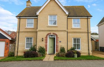 The Sandy Coast Holiday Home