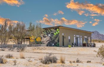 Lady of The Lemons Holiday Home