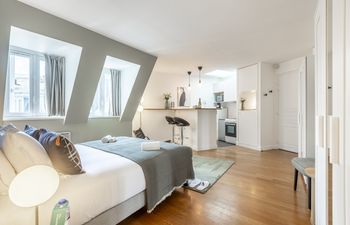 Élysées & Triomphe Holiday Home