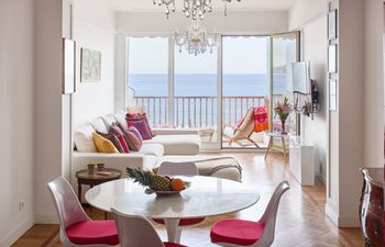 Sunset on the Promenade Holiday Home