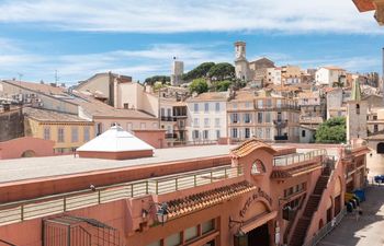 Cannes Charmant Holiday Home