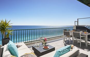 Waterfront Penthouse Holiday Home