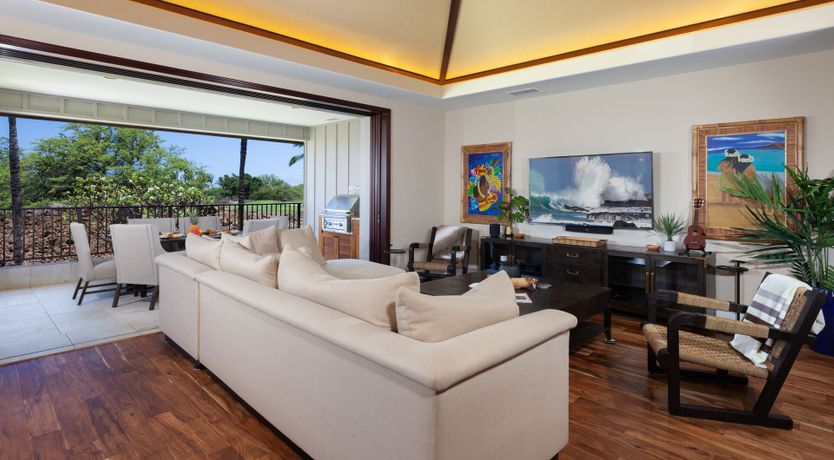 Photo of Hawaiian Living