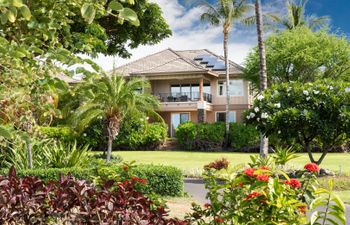 Garden to Beach Holiday Home