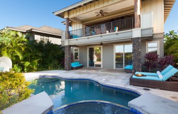 Surf's Glow Holiday Home