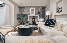 Photo of victoria-of-the-lakes