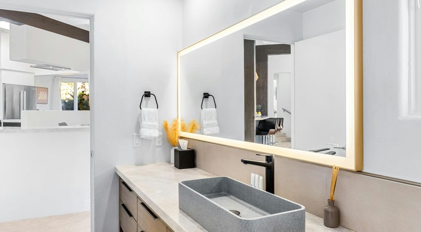 Photo of The Desert Sojourn