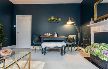 Parks & Elegance Holiday Home
