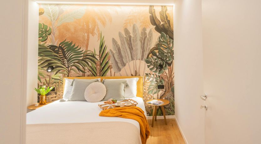 Photo of Leaf & Lemon