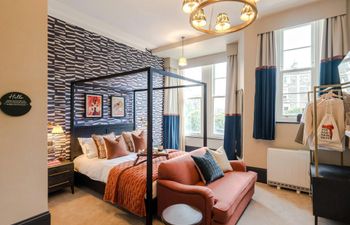 Clifton Heights Holiday Home