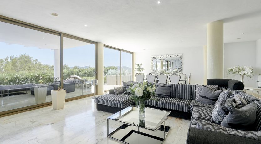 Photo of Island Horizon