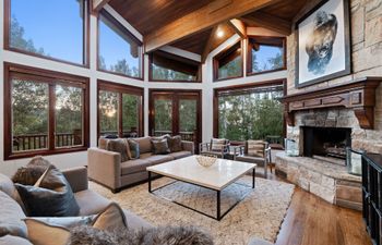 The Mountain Light Holiday Home