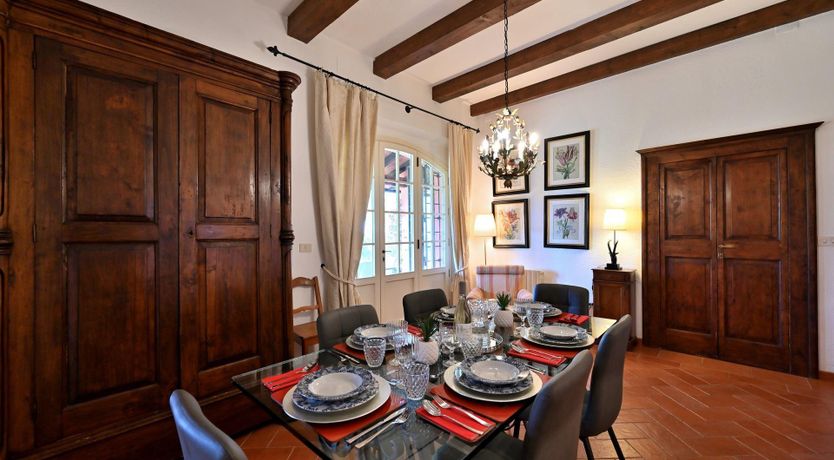 Photo of The Tuscan Pine