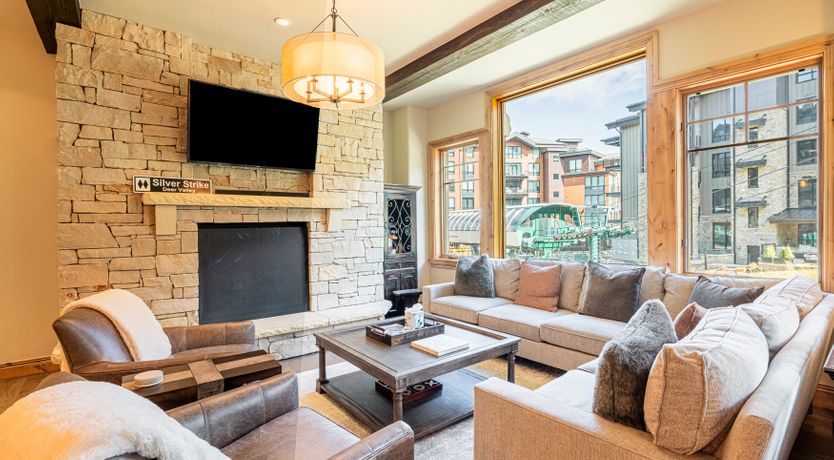 Photo of Summit Oasis