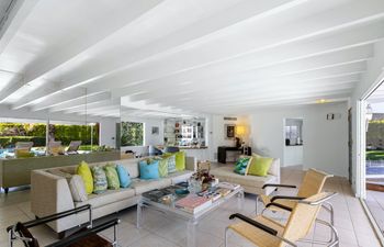 Palms & Citrus Holiday Home