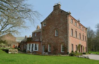 Lord of the Borderlands Holiday Home
