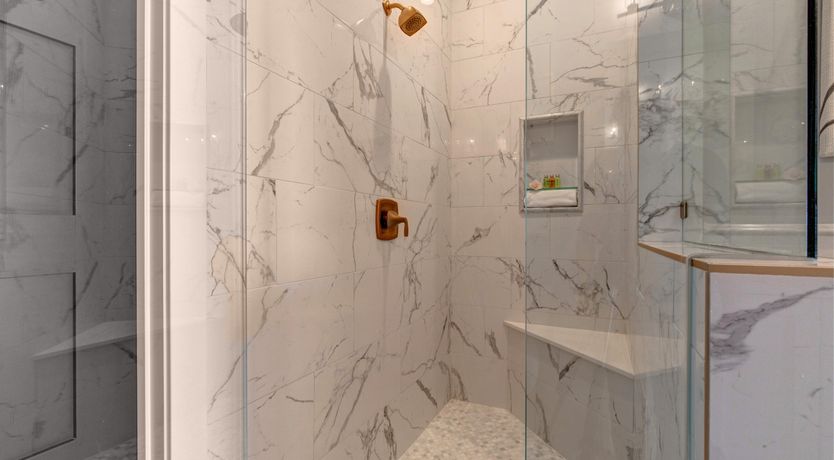 Photo of Mountain & Pine Vistas