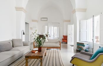 Baroque in Bloom Holiday Home