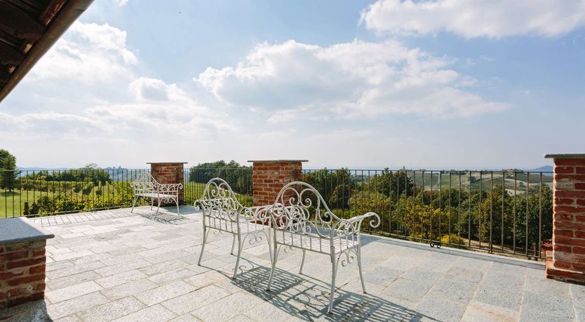 Photo of Italian Heights