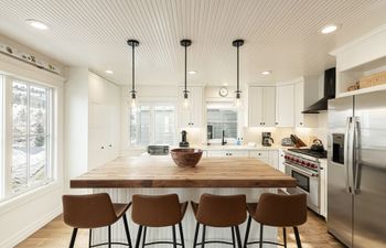 Mountain Abode Holiday Home